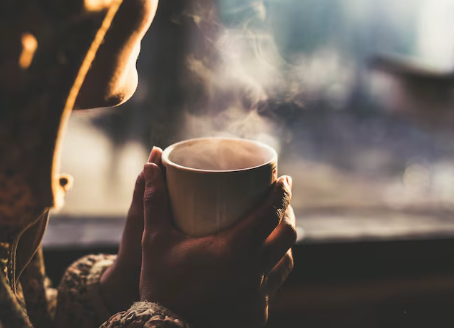 PROPRIÉTÉS ET BIENFAITS DU THÉ - Une Boisson Naturelle aux Multiples Vertus